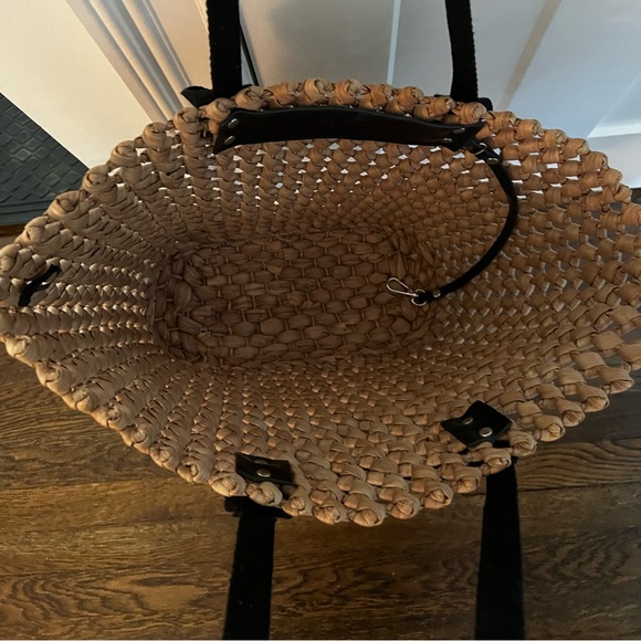 Nordstrom Brand Summer Beach Bag - Picture 2 of 3